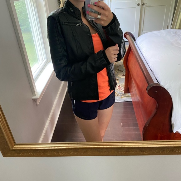 black leather jacket size: xs - Picture 4 of 5